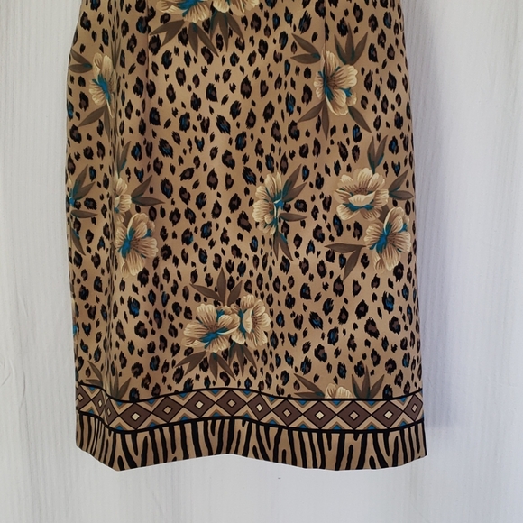 Dress - Picture 6 of 12